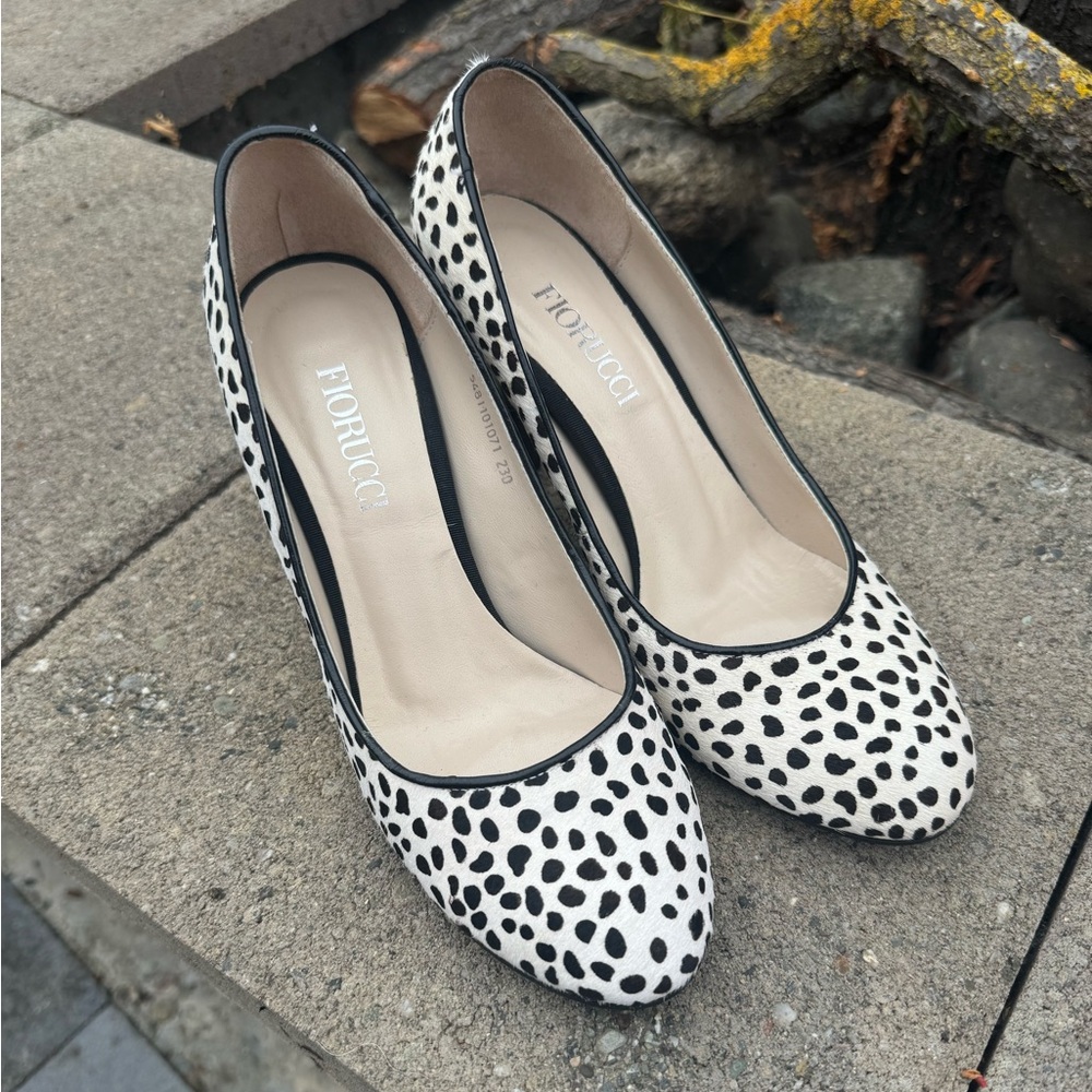 Brand new women's polka dot pump - Picture 1 of 6